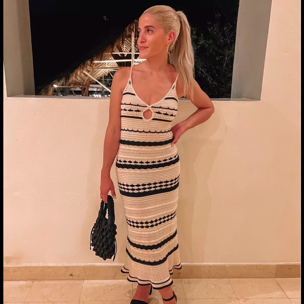 H&M Cream & Black Striped Crochet-Look Dress in size Small